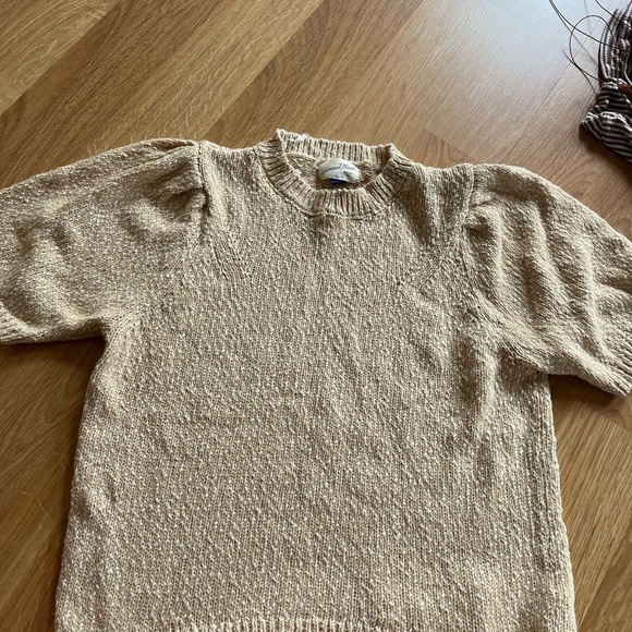 Universal Thread Tops - Puffy sleeve knit top